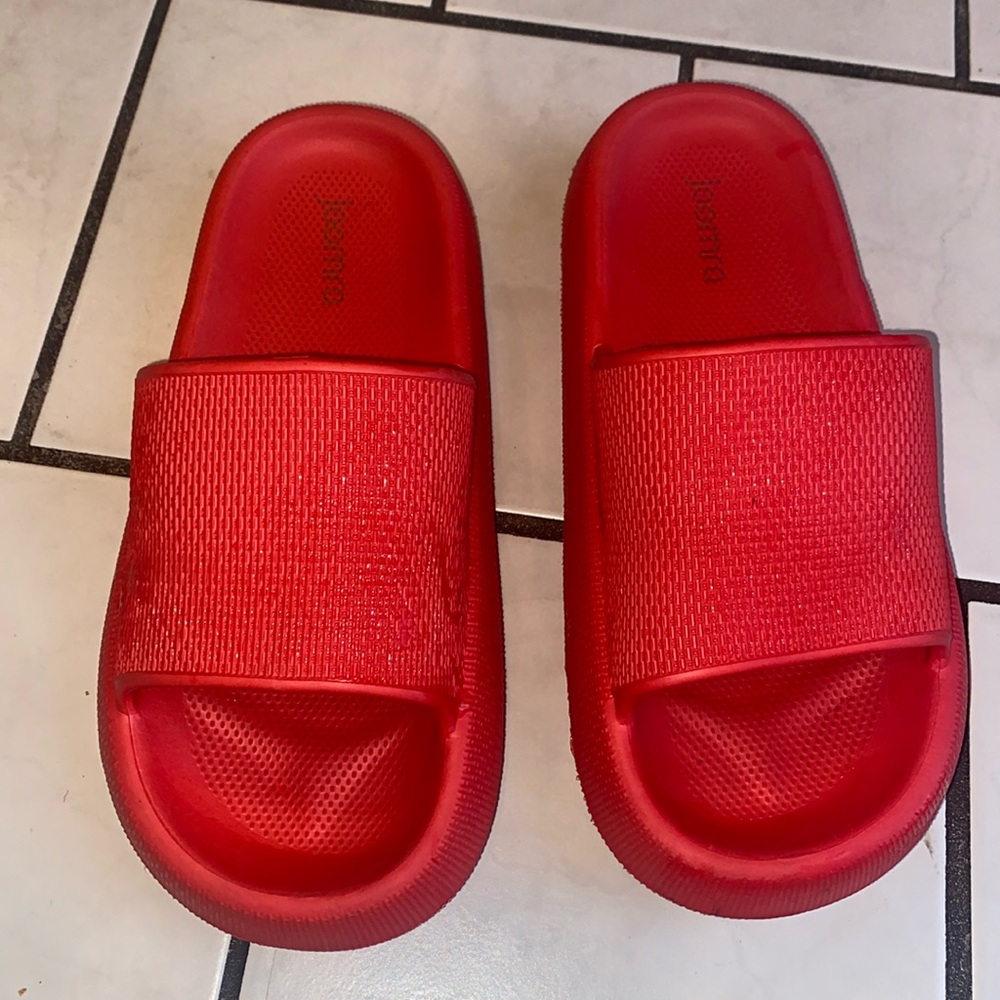 CUTE RED SANDALS WORN ONCE
